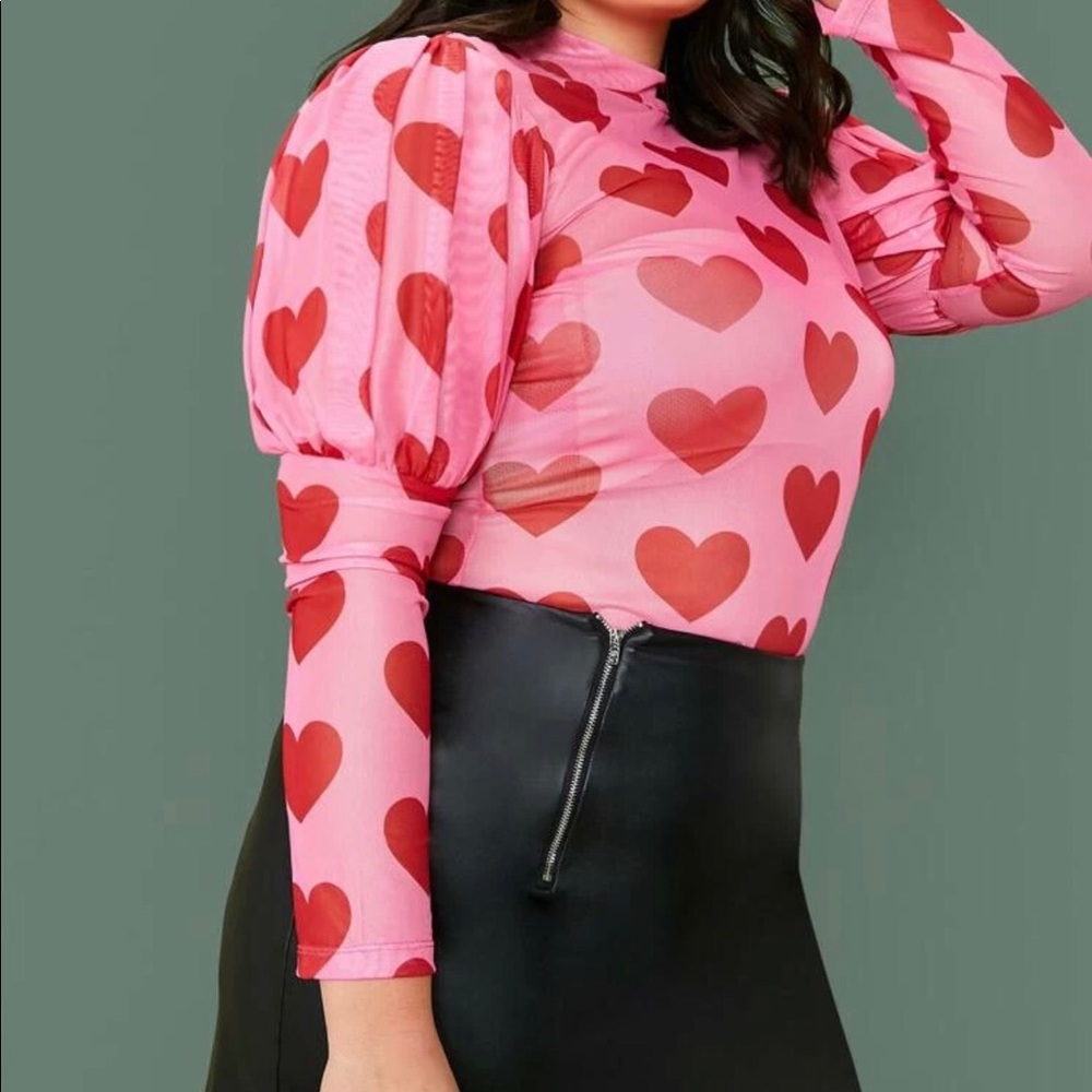 Heart Print Novelty 90s Pink Top